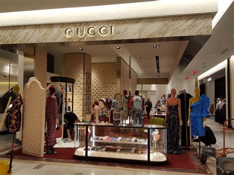 gucci saks fifth avenue|saks gucci outlet.